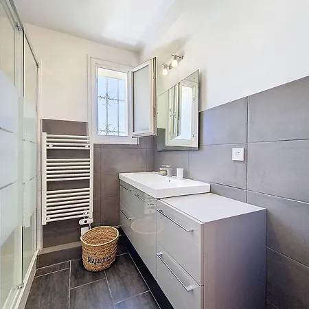 Apartmán T3 Avec Climatisation Et Terrasse A 50m De La - Fr-1-770-20